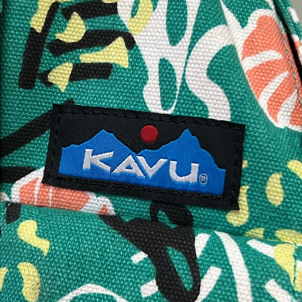 KAVU Original Rope Bag Sling Pack with Adjustable Rope Shoulder Strap - Picture 3 of 7
